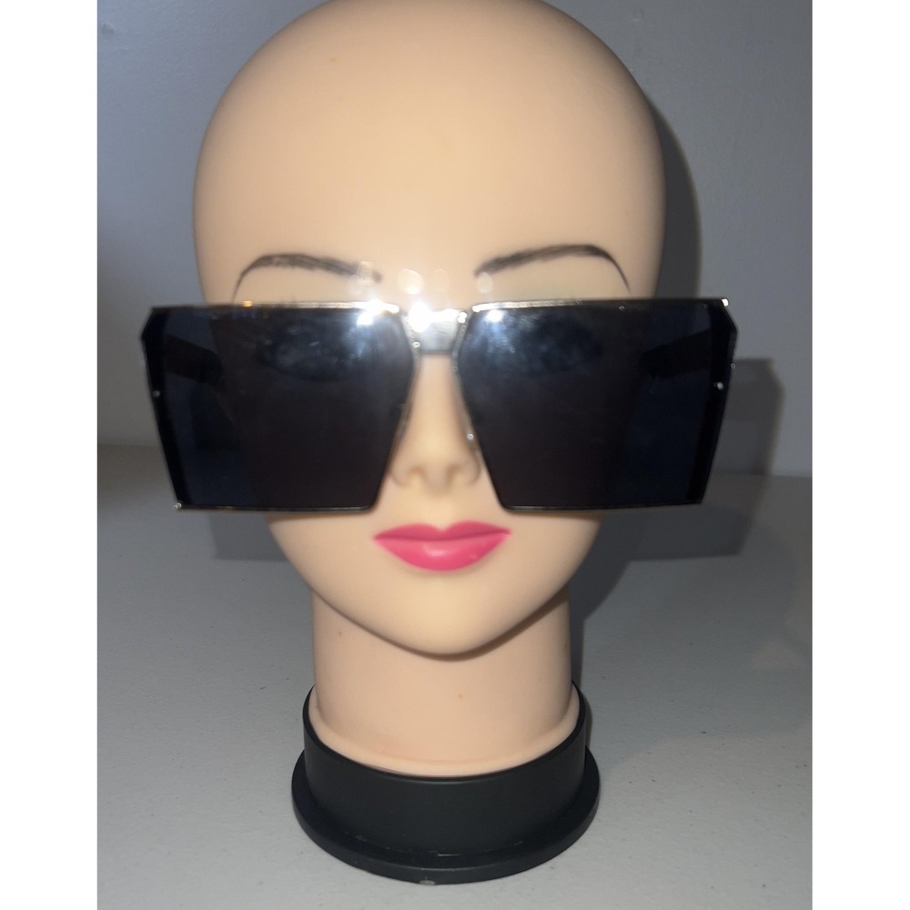 Oversized Square Sunglasses Womens One Size Black Metal Frame Fashion‎ Retro